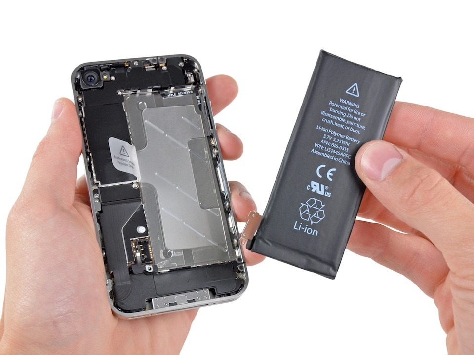 Nên thay pin iPhone sau khoảng 500 chu kỳ sạc